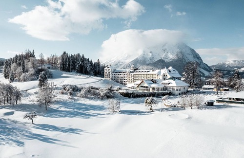 Gatschen House | Junior Suite with balcony (breakfast) - IMLAUER Hotel Schloss Pichlarn