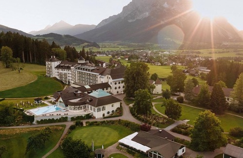 Gatschen House | Junior Suite with balcony (breakfast) - IMLAUER Hotel Schloss Pichlarn