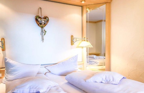 Riezlern House | Juniorsuite - Edelweiß Süd - Almhof Rupp