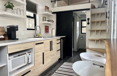 Logan House | Juniper Tiny House by The Lake