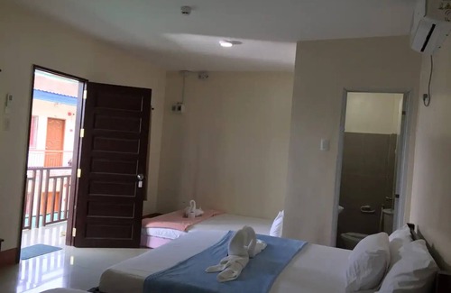 Tawala Bed & Breakfast | Junlyn APartelle Barkada Roomnn