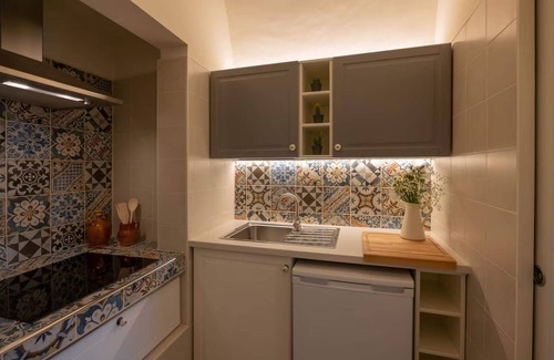 Mattinata Apartment | Junno Palace - Mono 3