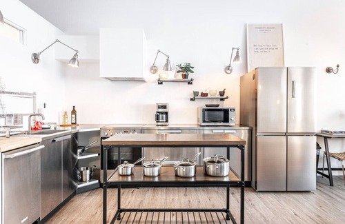Stratford Apartment | Juno Lofts: Memories of Chelsea