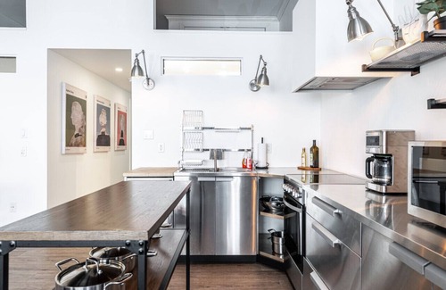 Stratford Apartment | Juno Lofts: Memories of Chelsea