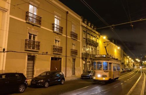 Belem Villa | Junqueira Gardens - Casa Antiga Jardim e Piscina