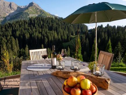 Steeg Ski Chalet | Jup - a luxury boutique chalet