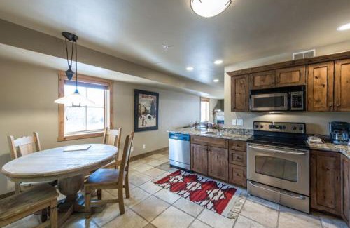 North Park City Apartment | Jupiter Inn