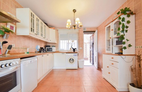 Cenes de la Vega House | Just 10 minutes from the Alhambra and 25 minutes from Sierra Nevada