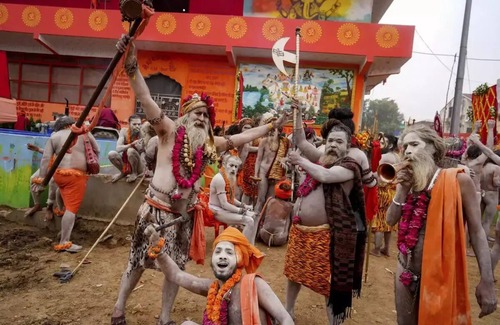Jhusi House | Just 1km from Maha kumbh Mela and ganga river, peaceful and spiritual locations