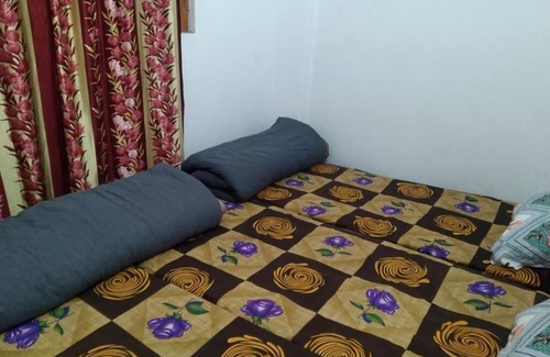 Jhusi House | Just 1km from Maha kumbh Mela and ganga river, peaceful and spiritual locations