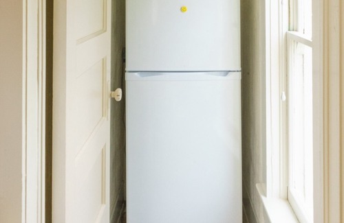 Port Townsend Historic District Apartment | Just 3 Blocks from Downtown! Charming Studio Apartment!
