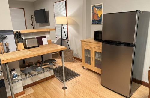 Bozeman House | Just 3 blocks from Main Street of Downtown Bozeman with large private yard!