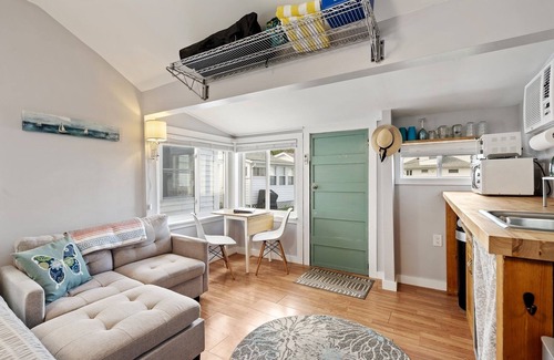 York Beach House | Just Beachy + Shore Delight – 2 Cozy Studios