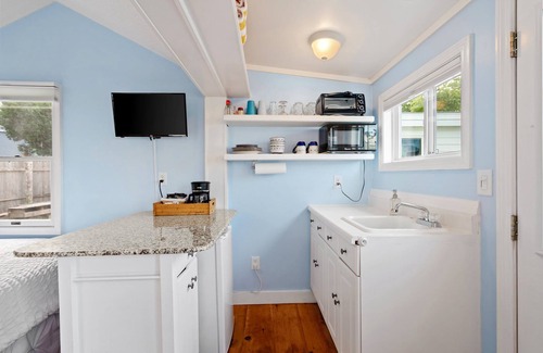 York Beach House | Just Beachy + Shore Delight – 2 Cozy Studios