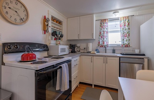 Cody House | Just blocks from downtown! Cozy 2-bed, 1-bath home - sleeps 4.