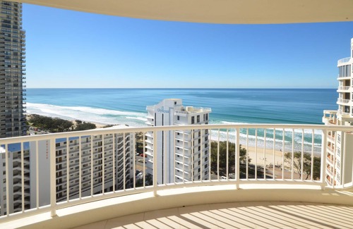 Surfers Paradise Apartment | Just can't beat Apartment 269 of the Moroccan Resort