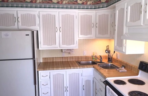 Hermann House | Just Renovated 2021 Home! Free Breakfasts $20 Shuttle Perfect Location Downtown