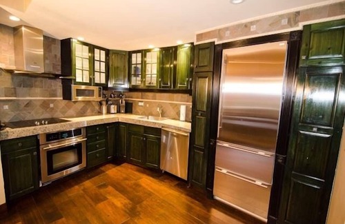 Vail Condo | Just Steps From Vail's New Gondola 1 in the Heart of Vail Village STL 003099