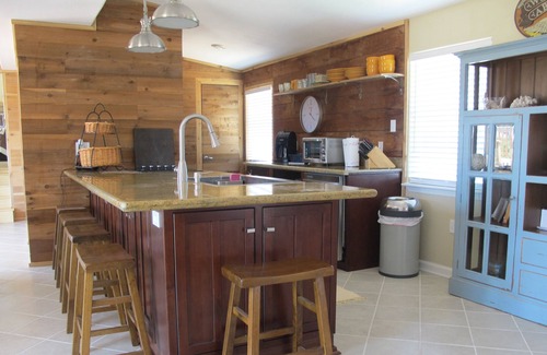 Galveston House | JUST STEPS TO THE BEACH