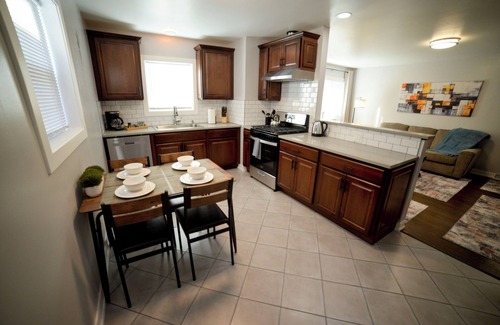 Burbank House | Just Updated! Charming 3-bedroom 25 Minutes from Downtown Chicago!