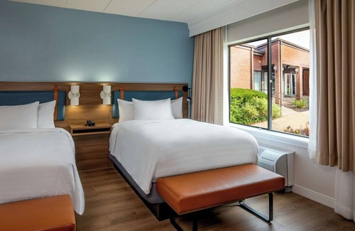 Foxboro Hotel | Just What You Were Looking For! 2 Modern Units, Pets are Allowed Here