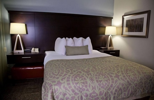 San Bruno Resort | Just What You Were Looking For! Free Breakfast, Onsite Pool, Parking