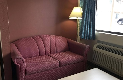 Cabot Resort | Just What You Were Looking For! Free Breakfast & Parking, Outdoor Pool