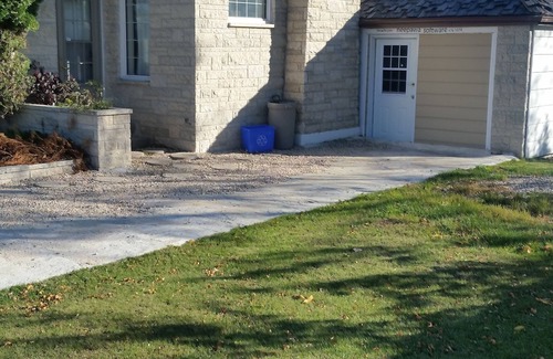 Neepawa House | Just You in Neepawa Vacation Home