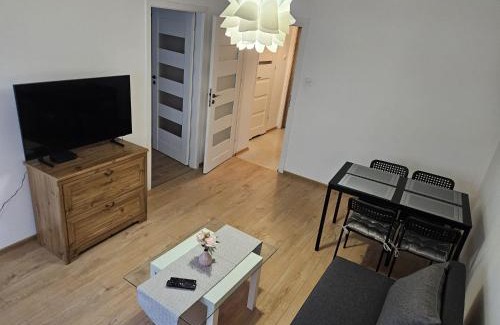 Legnica Apartment | Justinrent Rynek 36