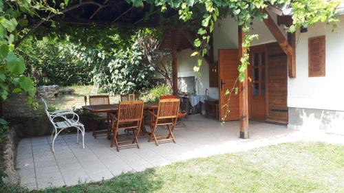 Tagyon House | Káli 120