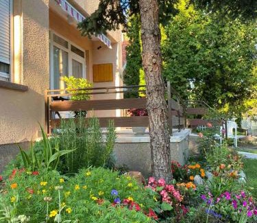 Balatonmariafurdo House | Két szobás, teraszos, kertes vendégház
