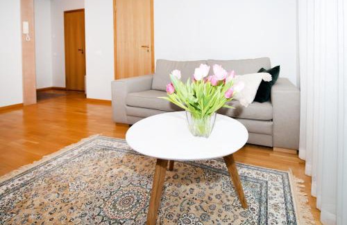 Old Town Apartment | Küüni 5b Guest Apartment
