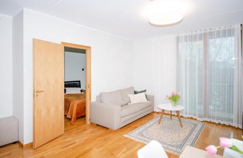 Old Town Apartment | Küüni 5b Guest Apartment