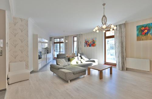 Karlovy Vary Apartment | Křižíkova 4