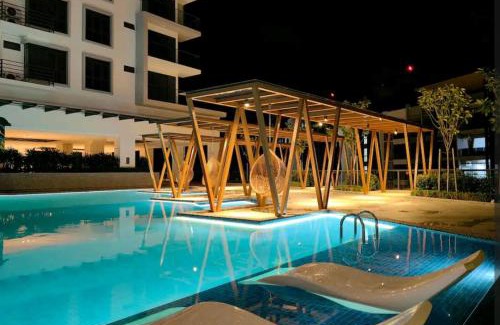 Penampang Apartment | K AVENUE B17 house room near airport by Gc
