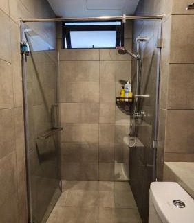 Penampang Apartment | K-Avenue with PS5 and Pool View by JH Project