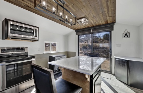 Center Point House | K Loma Vista With Hill Country Views