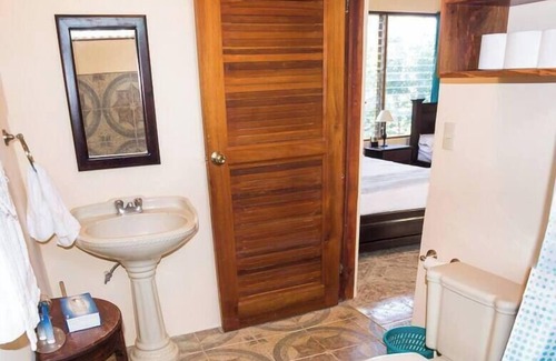 Nosara Resort | K-Rae's Irish Pub and Inn - Ocean Blue