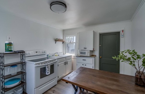 Clayton Apartment | K's Motel - Fishermans Retreat - Cottage