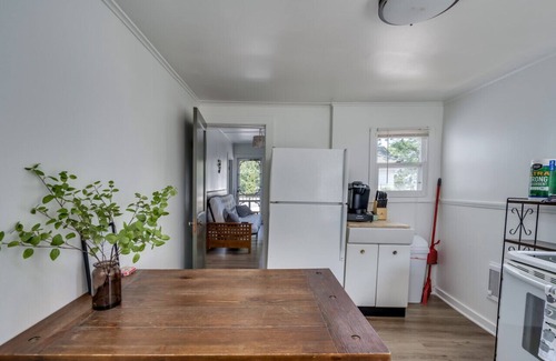 Clayton Apartment | K's Motel - Fishermans Retreat - Cottage