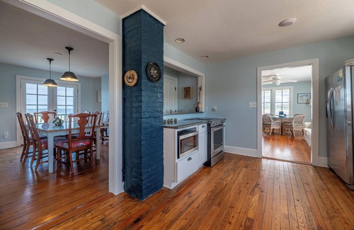 Powells Point House | K9999 Sawyers Lodge. Historic Home on the Sound, Pool, Boat Launch, Kayaks!