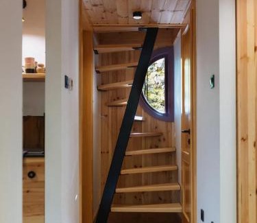 Matrakeresztes Apartment | Kabinka Mátra lila