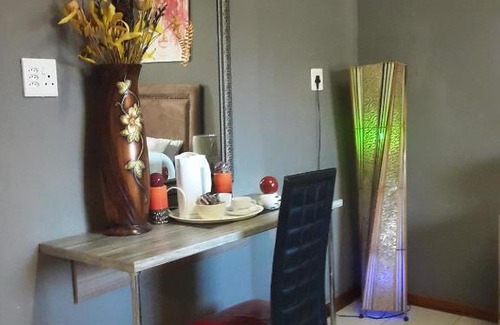 Zeerust House | Kadichueni Guest House