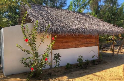 Pottuvil Division 2 Bed & Breakfast | Kadjan villa