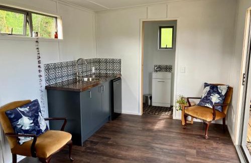 Raglan House | Kahu cabin