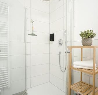 Dinkelsbuehl Apartment | Kaiser Franz für bis zu 6 - Zentral, Arbeitsplatz, Waschmaschine, Disney Plus
