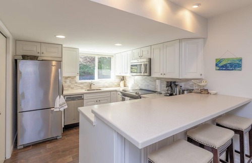 Adelma Beach Condo | Kala Point View Condo 2 bed/2 bath private gated community, private beach