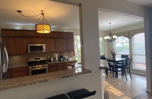 South Creek House | Kalahari Resorts/Conventions & Dell Diamond Area n5 beds - 4.5 baths