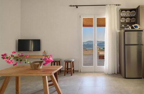 Kimolos Apartment | Kalamitsi View 2