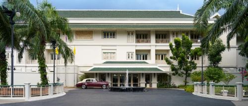 Bang Phut Hotel | Kalanan Riverside Resort